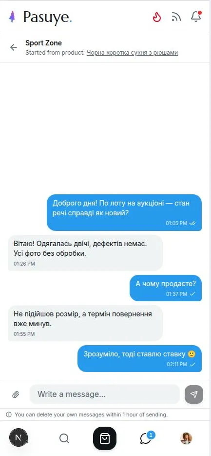 A chat with the seller, started from the product itself.